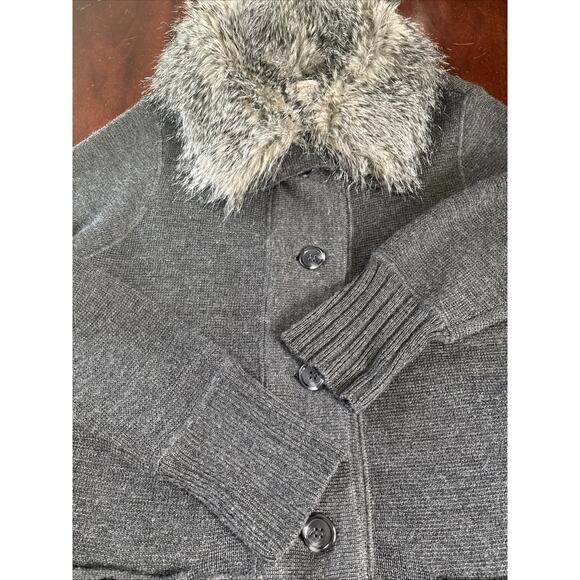 Coldwater Creek Faux Fur Collar Cardigan Sweater Sz Small Gray Wool Preppy Glam - Picture 8 of 8